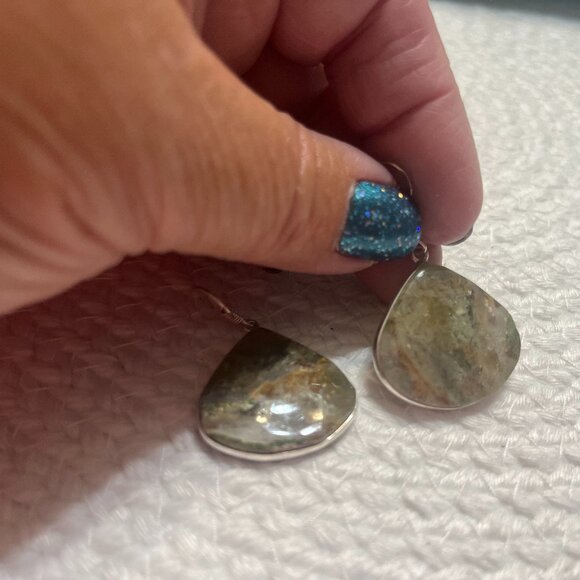 Natural GREEN FLUORITE Handmade Sterling 925 Earrings #603D - Picture 1 of 3
